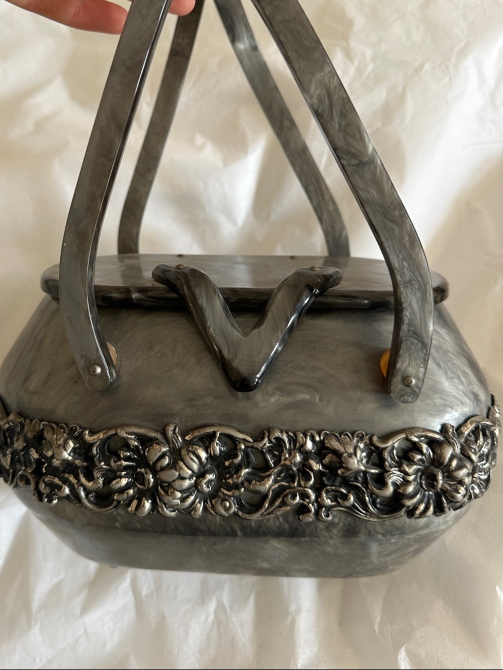 Vintage lucite compact mirror purse!